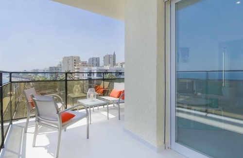Marbella Seafront Promenade Apartment | Frontal beach view apartment with spacious balcony