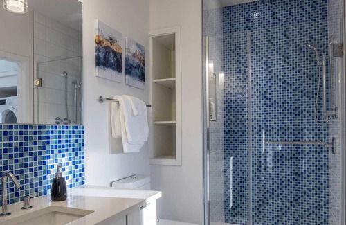 Downtown Kansas City Apartment | Frontdesk | Kansas City Apt with Downtown Views