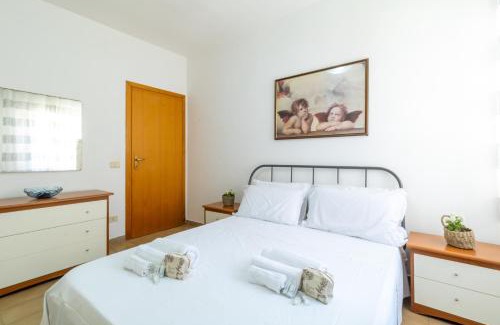 Civitanova Marche Apartment | Fronte Mare A C Wi-Fi e Patio