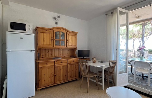 Argeles Plage Apartment | FRONTLINE APARTMENT FACING THE SEA