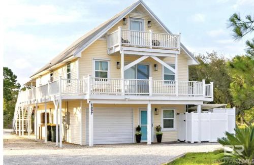 Surf Side Shores House | Ft Morgan Bama Belle-Beach Access