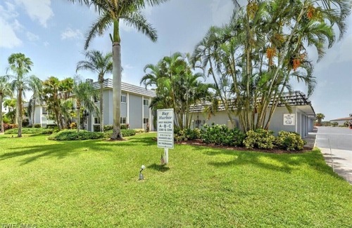 Fort Myers Condo | Ft Myers Resort Style Living on the Water with View. Beach 15 Minutes Away.