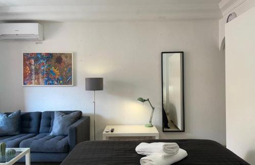 Fuengirola Apartment | Fuengirola, Los Boliches - Nice Studio Right on the Beach.