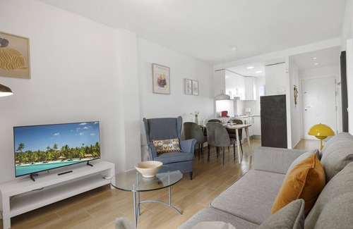 La Capellania Apartment | Fuengirola Sea View Apartment–Pool, Tennis & Beach