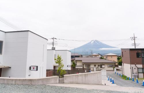 Fujikawaguchiko Villa | Fujiyasan