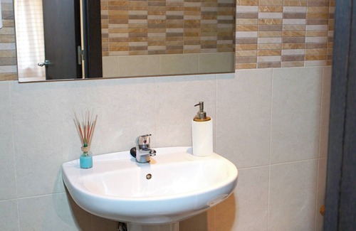 Albaicin Apartment | Full Apartment Downtown - Arco de Elvira