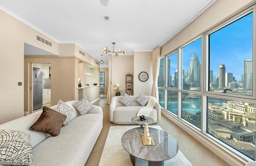 Downtown Dubai Apartment | Full Burj Khalifa Views 3.5BDR Apt in Downtown close to Dubai Mall
