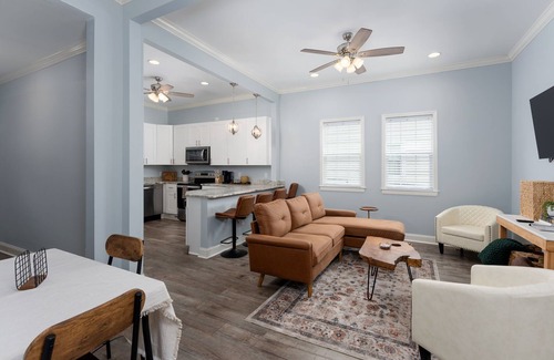 Wilmington Apartment | Full Home Soda Pop Cottage