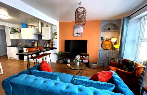 Teignmouth Cottage | Fully Equipped & Charming - Devon 2BR Cottage