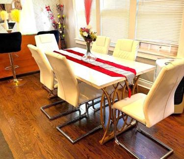 Roseland Apartment | Fully Equipped Cozy 4/5 BR