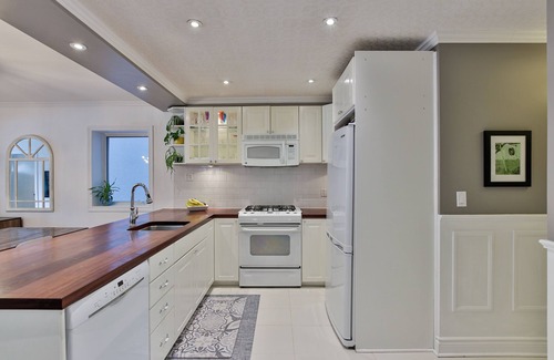 Lambton House | Fully Furnished Family Home by the Humber River