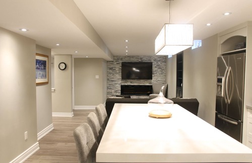 Richmond Hill House | Fully Furnished Guest Suite