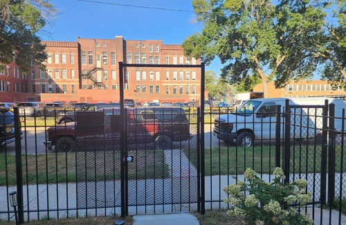 Woodlawn Apartment | Fully furnished, modern short-term stay home near Obama Presidential Library.