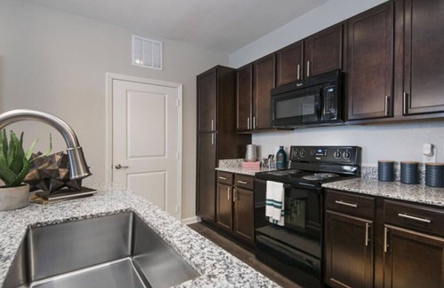 Tomball Apartment | Fully Furnished Pool View Apartment in Tomball, TX