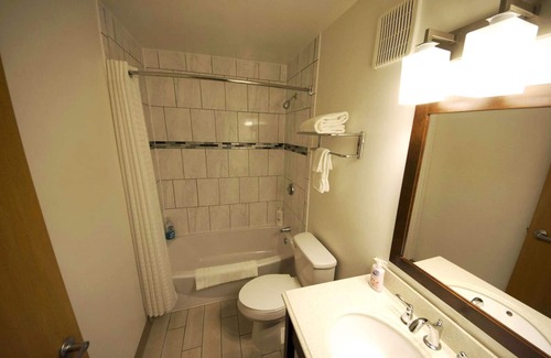 Fairbanks House | Fully Furnished Rewak Studios With Gigabit Backed Wifi