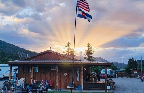 South Fork House | Fully Furnished Surveyor Camper