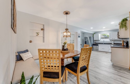 Ormond-by-the-Sea House | Fully Renovated Home Walking Distance From Beach