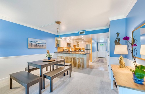 Sanibel Condo | FULLY RESTORED! Rare Walkout Condo On Sanibel Beach