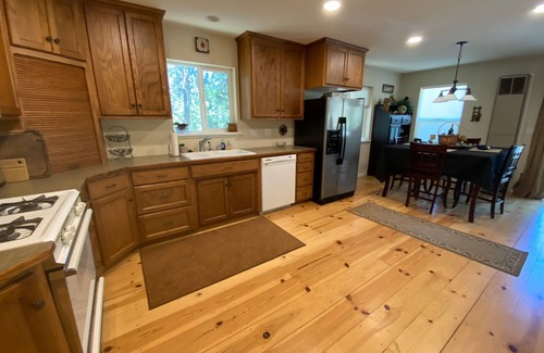Mi-Wuk Village Cabin | Fully stocked cabin. 20 min’s: Pinecrest lake, casino & skiing. 90 to Yosemite.