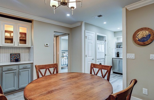 Seabrook Island Condo | Fully updated condo with serene view, enclosed balcony, WiFi, W/D, pool, & gym
