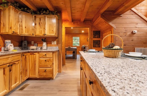 Gatlinburg - Pigeon Forge Cabin | *Fun 2BD Cabin w/GAMES! Hot Tub + Fire Pit!*