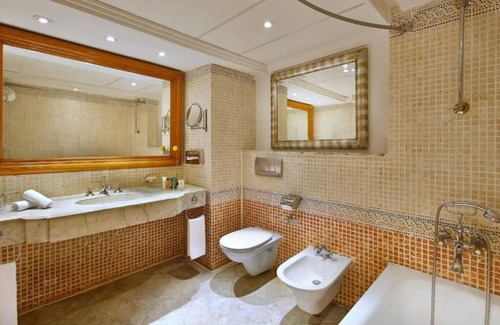 Sharm El Sheikh Resort | Fun for the Whole Family l 4 Pool-view Rooms, Kids Club, Spa & Dining Options