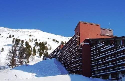 Arc-2000 Apartment | Functional studio in Arc 2000, close to slopes and shops