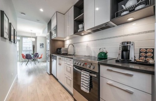 Downtown Victoria Condo | Funky one bedroom in the Cityzen Residences