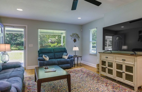 Fuquay-Varina House | Fuquay-Varina Vacation Home w/ Spacious Deck