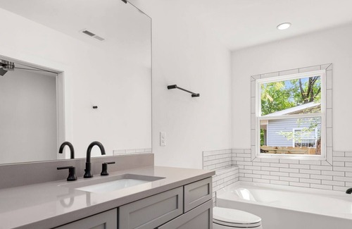 Salemtown House | Furn Germantown Short Term 31 day rental, 3BR 2BA all inclusive