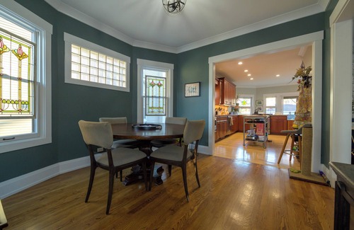 Old Irving Park House | Furnished 2-Bed, 1.5-Bath Home – Old Irving Park – Perfect for Longer Stays!