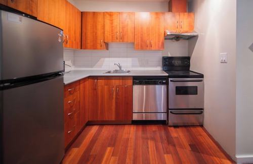 Central Apartment | Furnished 2 Bedroom Waterfront Station 440 Richards