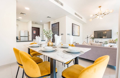 Dubai Ski Chalet | Furnished 3BR Townhouse, Just Minutes’ Drive from Al Marmoom Heritage Village
