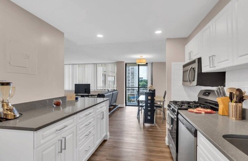 Crystal City Apartment | Furnished Apartment in Crystal City near Pentagon