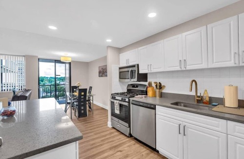 Crystal City Apartment | Furnished Apartment in Crystal City near Pentagon