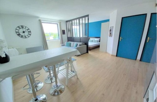 Chasseneuil-du-Poitou Apartment | ★ FUTUROSCOPE: BRIGHT APARTMENT OF 40M2 ★