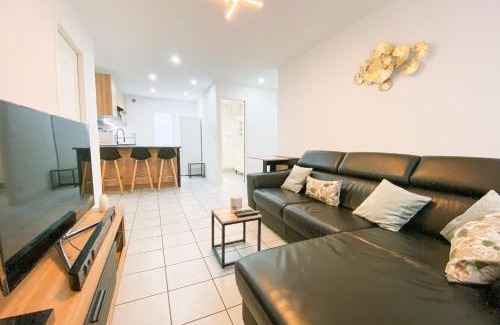 Quartier Chorier-Berriat Apartment | #FY The Vallier-Livération - t4 - full equiped