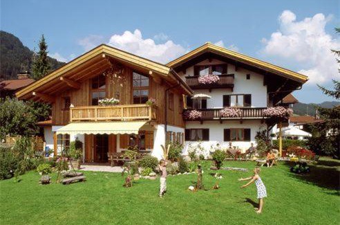 Reit im Winkl House | Gästehaus Annemarie