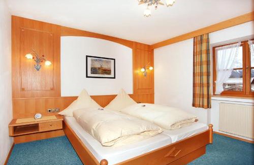 Kruen Apartment | Gästehaus Christophorus Alpenglühn