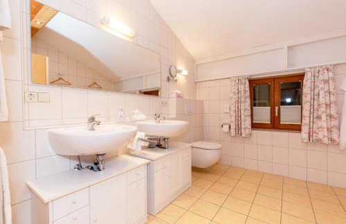 Reit im Winkl House | Gästehaus Flora