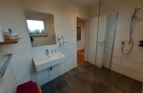 Mutzenich House | Gästehaus Kuck