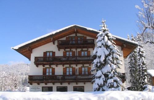 Rottach-Egern Hotel | Gästehaus Pfatischer Hotel Fewo