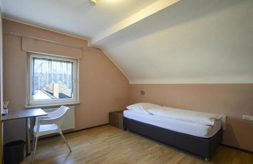 Igel Hotel | Gästehaus Rebstock