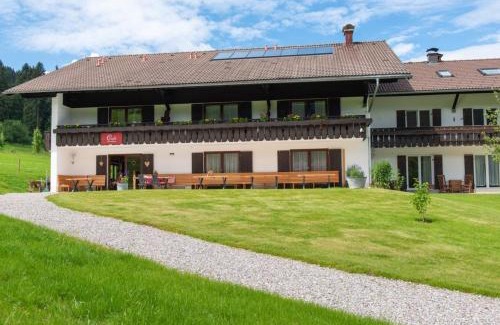 Rofleuten Hotel | Gästehaus Sonnenplatzerl
