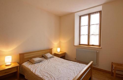 La Chambonie House | Gîte 3 chambres avec jardin, toutes charges incluses, animaux acceptés, randonnée à proximité - FR-1-496-197