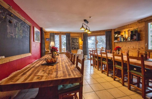 Abries House | Gîte Ancolie Bleue