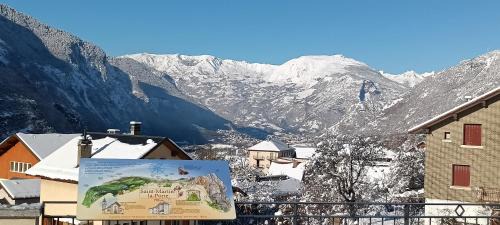 Saint-Martin-de-la-Porte House | gîte chez patou et joel 6 personnes