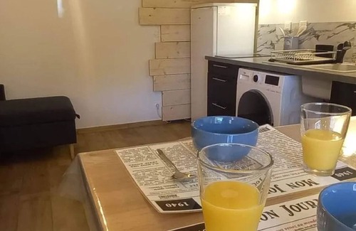 Nebouzat House | Gîte de Charme au Coeur des Volcans
