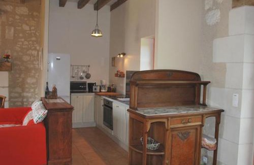 Saint-Senoch House | Gîte de charme en Touraine du Sud avec cheminée, jardin clos et équipement bébé, proche Loches - FR-1-381-40