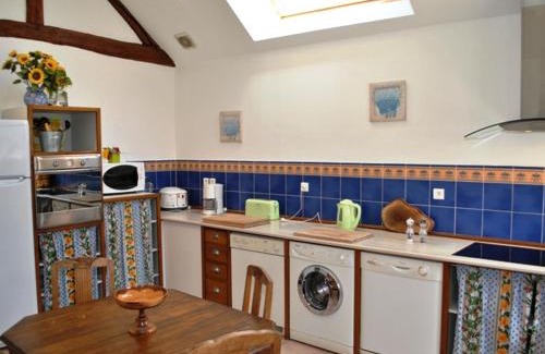 Azay-sur-Cher House | Gîte de charme près des Châteaux de la Loire avec jardin, terrasse et équipements pour familles - FR-1-381-359